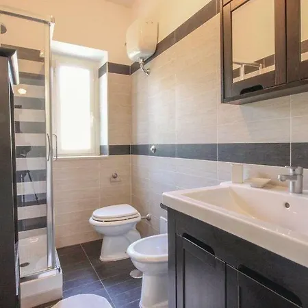 Edda Residenza Con Piscina 别墅 卡斯特拉巴特