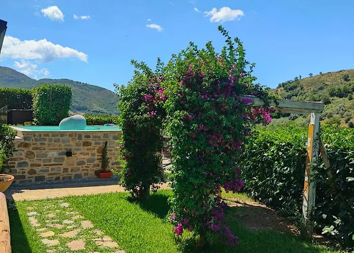 Edda Residenza Con Piscina 빌라 *