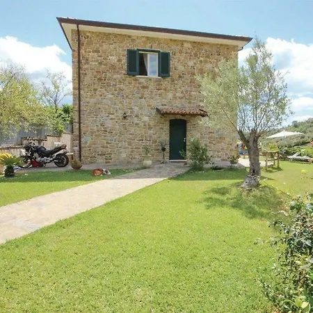 Edda Residenza Con Piscina Villa