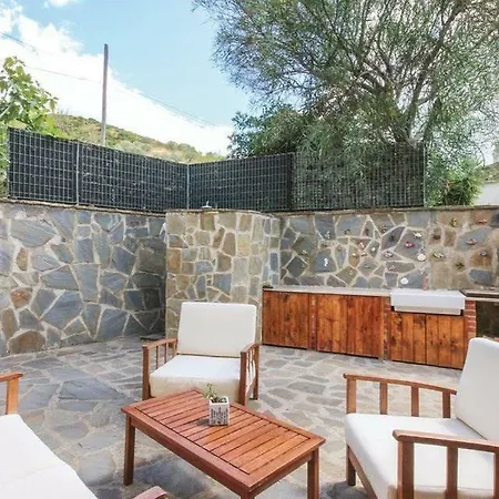 Edda Residenza Con Piscina Castellabate