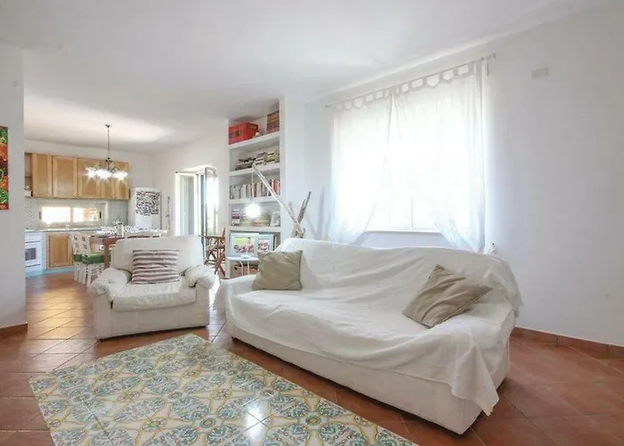 Edda Residenza Con Piscina Castellabate